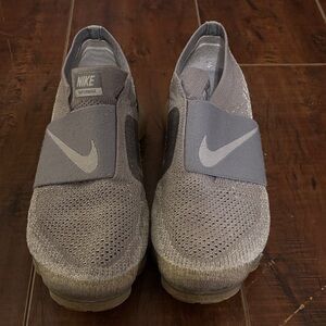 Nike women’s Gray vapor max